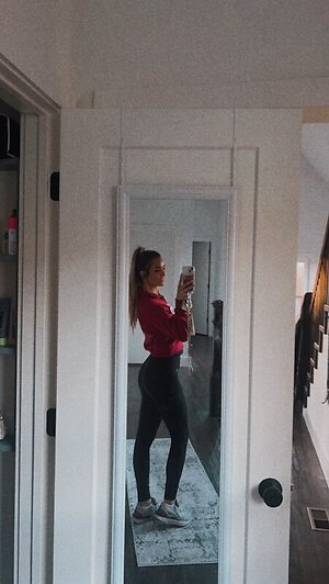 whitney robbins leaked photo #8
