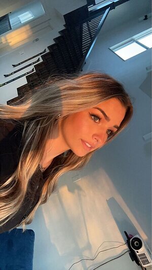 whitney robbins leaked photo #11