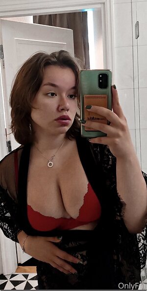 Who is this finnish pawg? leaked photo #14