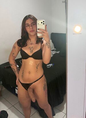 Who is this? leaked photo #9