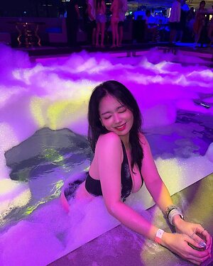 Who Nude Leaked Photo #24