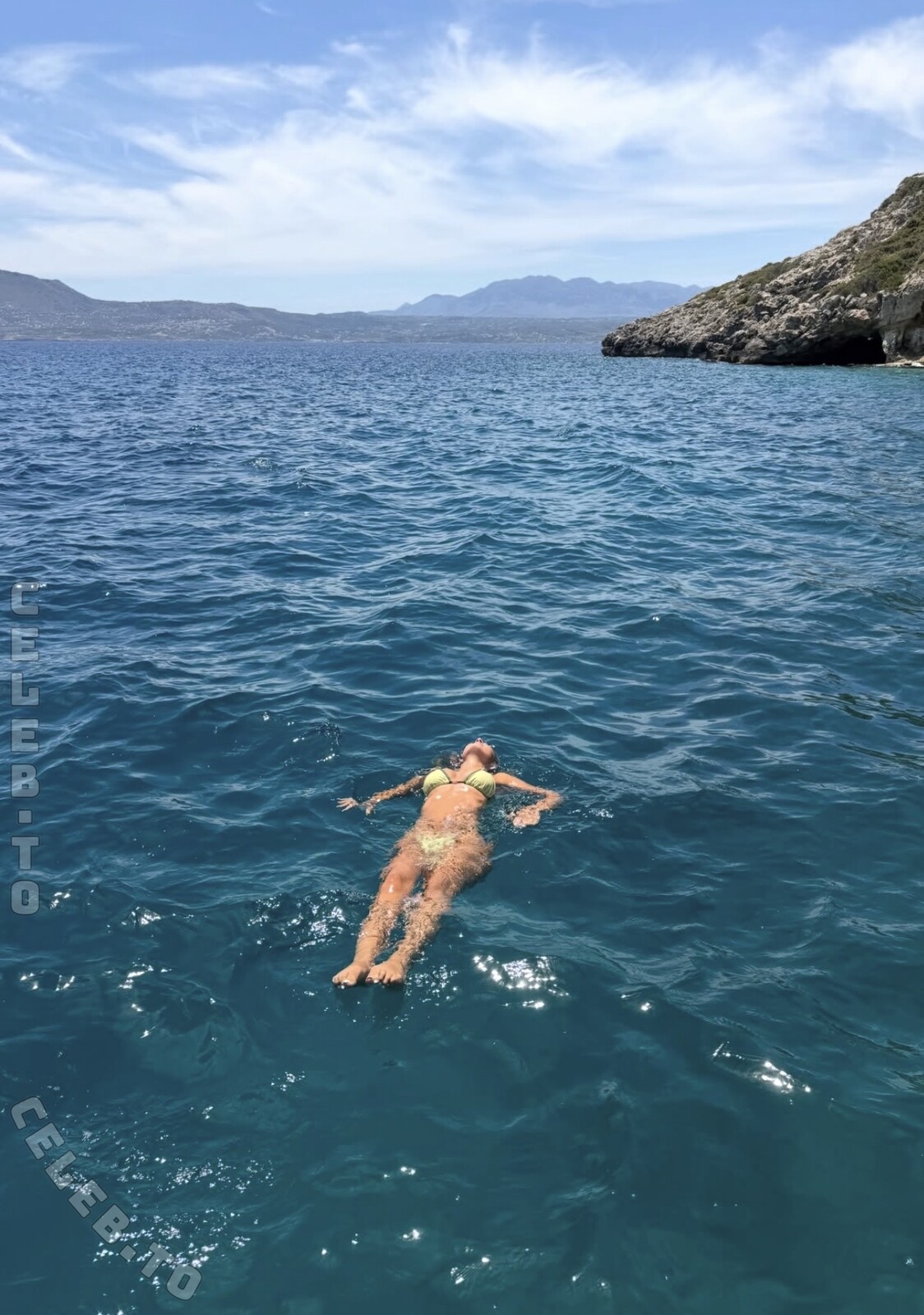 Wieke photo