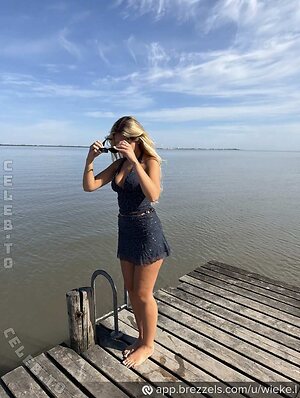Wieke photo
