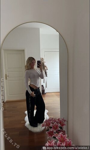 Wieke leaked photo #604