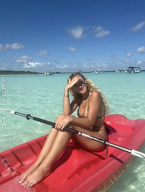 Wieke Nude Leaked Photo #10