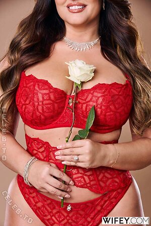 Wifey Nude Leaked Photo #192