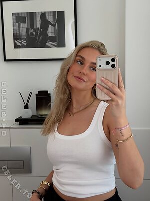 Wiktoria_mlk leaked photo #3