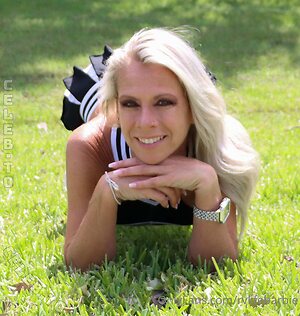 Wildwifebarbie Nude Leaked Photo #11