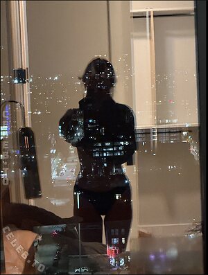 Willow Coppock Nude Leaked Photo #5