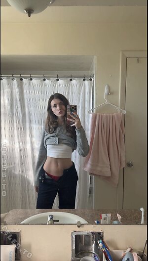 Willow Coppock Nude Leaked Photo #11