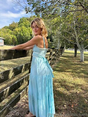 Willow Hand Nude Leaked Photo #560