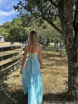 Willow Hand Nude Leaked Photo #561