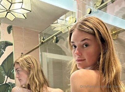 Willow Hand Nude Leaked Photo #959