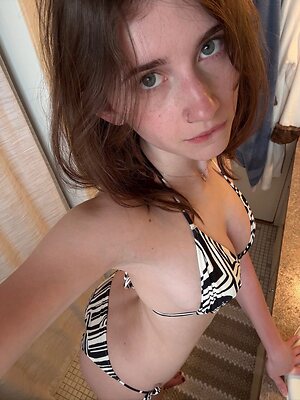 Willow.j.c leaked photo #85