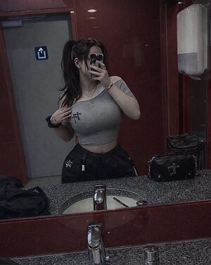 winterd0ll leaked photo #4