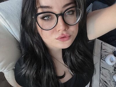 winterd0ll leaked photo #7