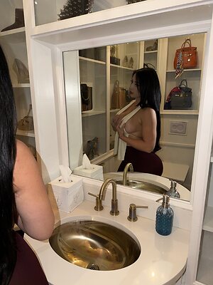 Woe Alexandra leaked photo #6