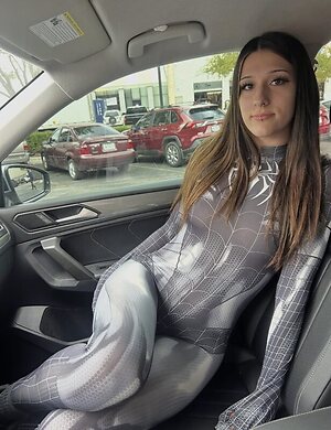 wombeeb leaked photo #9