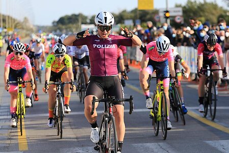 Women's Professional Peloton leaked photo #21