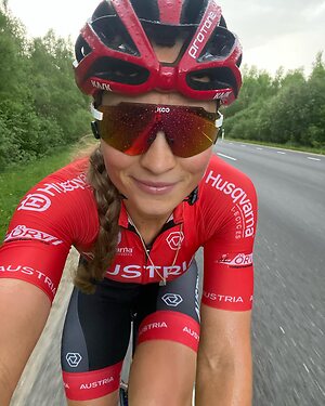 Women's Professional Peloton leaked photo #26