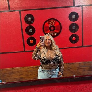 wvqueenb leaked photo #3