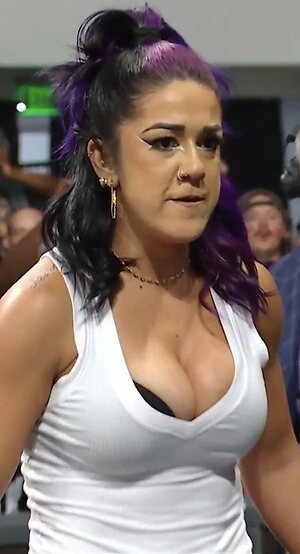 WWE Bayley leaked photo #5