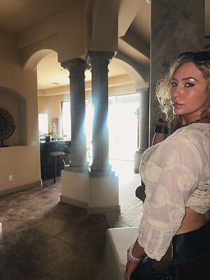 WWE Nikkita Lyons leaked photo #31
