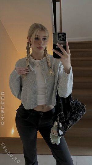 x05miaa Nude Leaked Photo #17