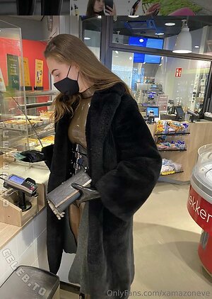 xAmazonEve Nude Leaked Photo #78