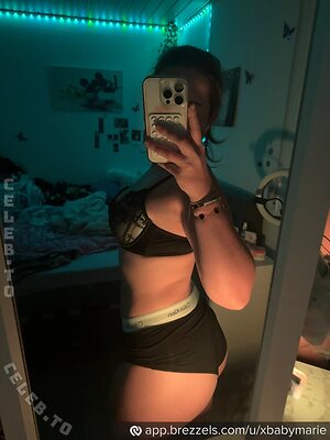 xbabymarie leaked photo #3