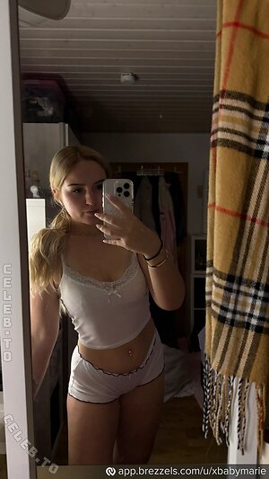 xbabymarie leaked photo #21