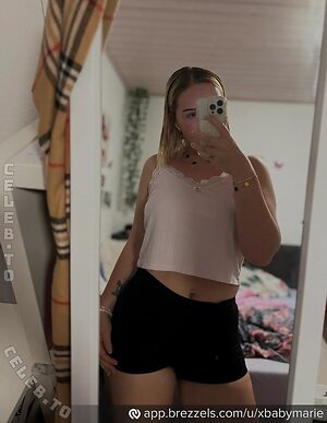 xbabymarie leaked photo #39