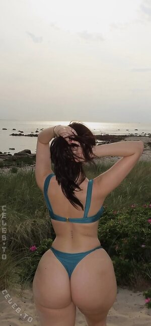 Xblertaaa Nude Leaked Photo #16