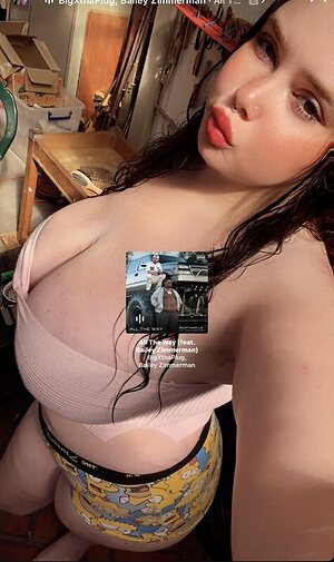 Xchloiex leaked photo #8