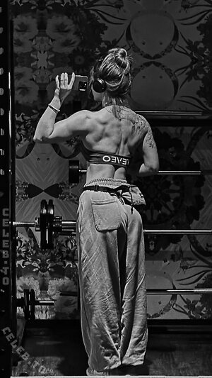 xh.elen.ax2 / Helena Nude Leaked Photo #8