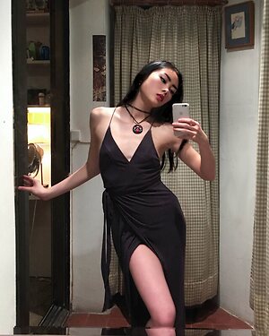 Xin Yu leaked photo #4