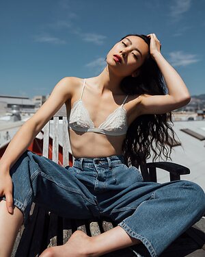 Xin Yu leaked photo #12