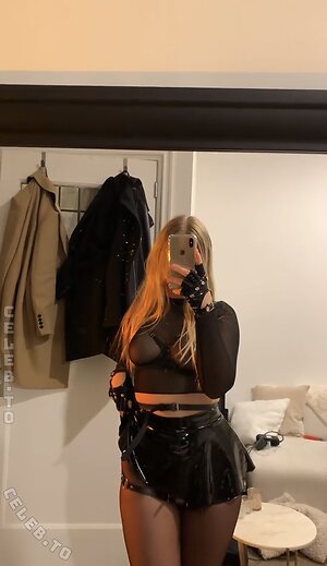 XisabelcortezX leaked photo #39