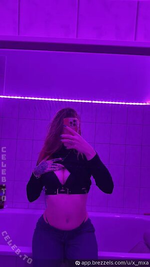 x.mxa.brn Nude Leaked Photo #4