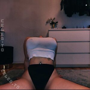 xophelianr Nude Leaked Photo #3