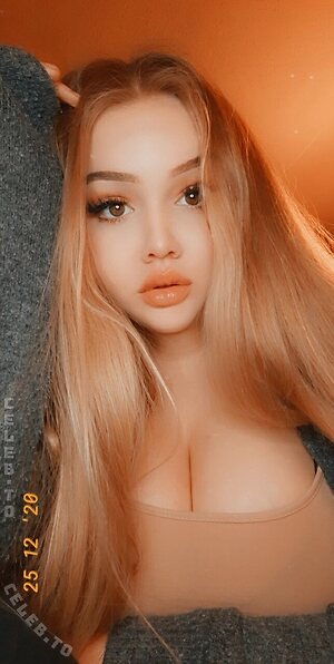 xophelianr Nude Leaked Photo #6