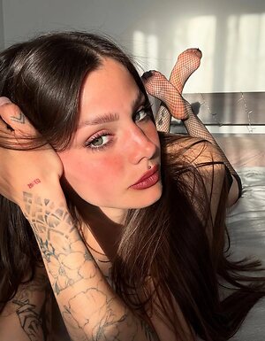 xoroxenne leaked photo #50