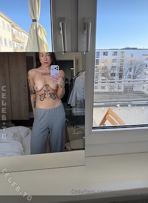 xoxokatielynn Nude Leaked Photo #30