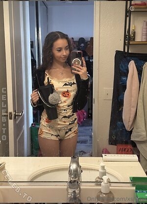 Xshalle Nude Leaked Photo #5