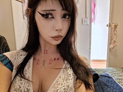 xsleepingcatx leaked photo #11