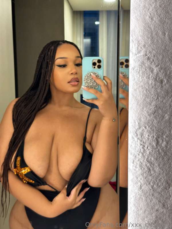 xxx_missassi leaked photo #1