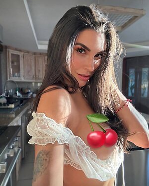 Yael Ruiz Nude Leaked Photo #20
