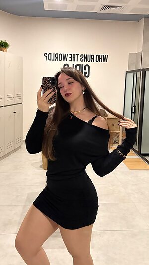 Yagmur Simsek leaked photo #5