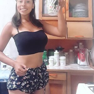 Yakelin Ramos Nude Leaked Photo #16
