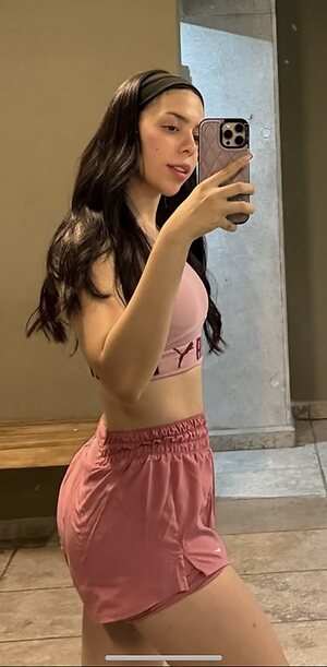 Yamirootz leaked photo #2